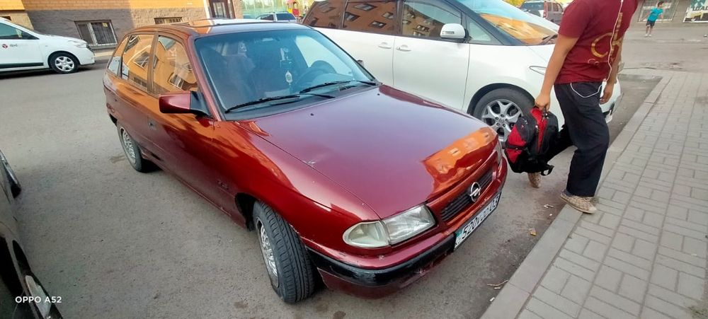 Опель астра ,1992