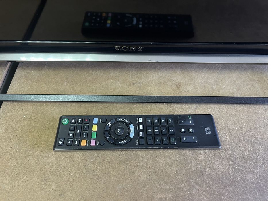 Телевизор SONY Full HD LED 40” - KDL-40R485B