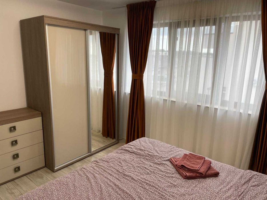 Inchiriez apartament 2 camere, cartier Magnolia Păulești inclusiv parcare proprie