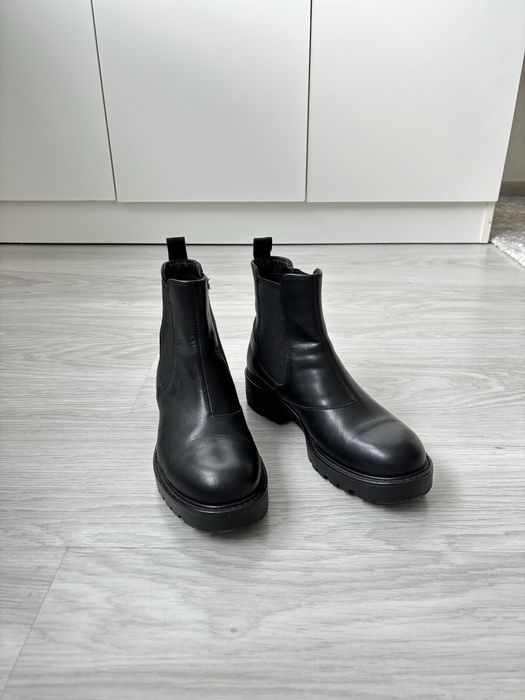 Продам женские Челси