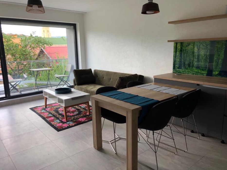 Inchiriez apartament strada Oasului