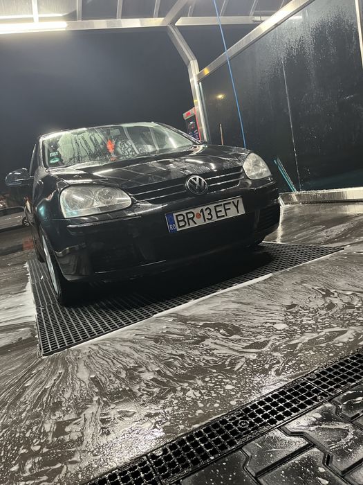 Volkswagen Golf benzină, 2.048 € — imagine 4