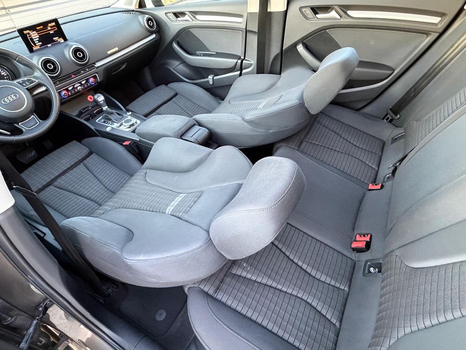 Audi A3 Plug în Hybrid  204 CP