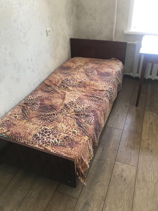 Кровать односпальная
