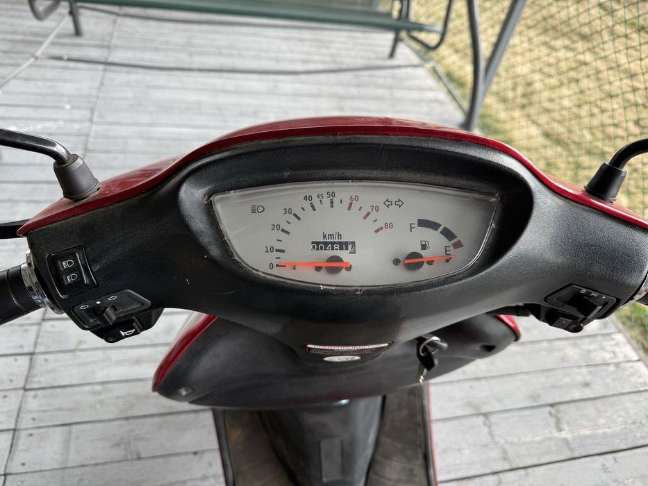 Скутер Sky мопед 50куб.