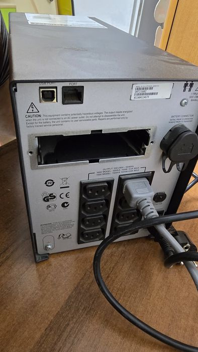 Invertor Mascot 24v/220w - 1000 wati, ups apc 1500 VA 1500 lei sinus p