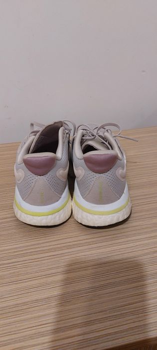 Adidasi Adidas marime 36,5