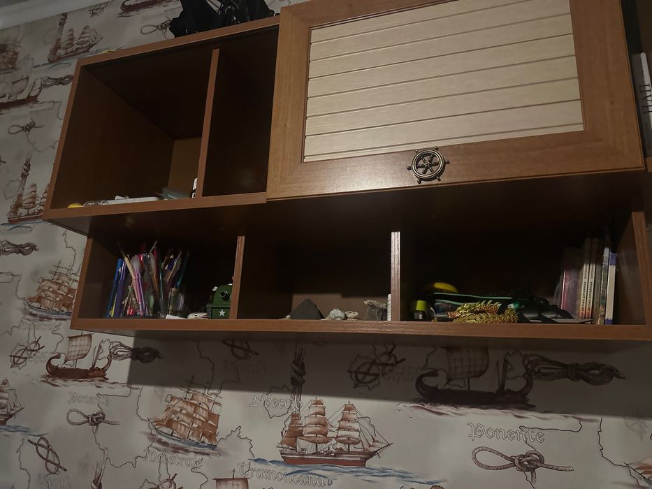 Комплект мебели для ребёнка