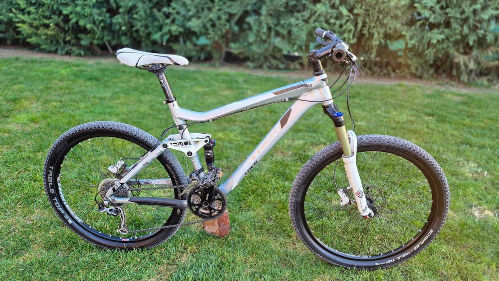 Bicicleta MTB Trek Fuel EX6 Full suspension Shimano XT FOX Float