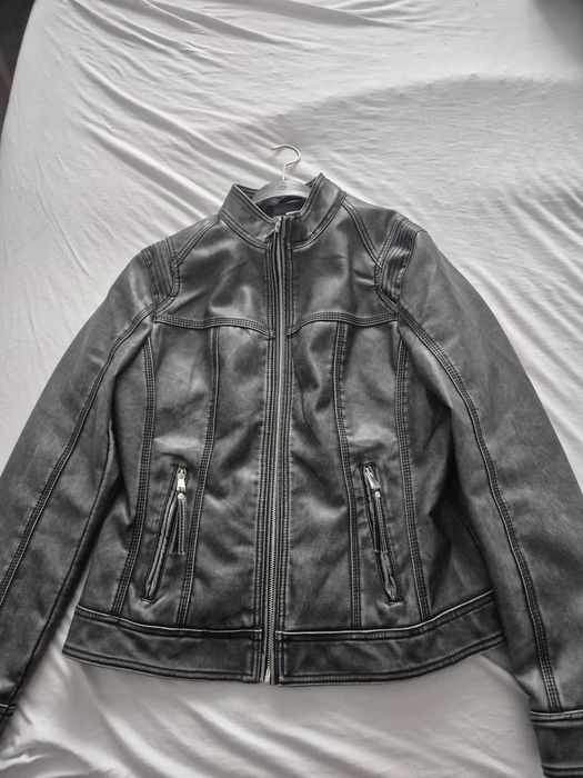 Дамско кожено яке