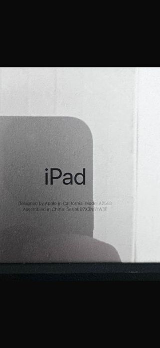 iPad Mini 6 Space Gray 64GB Wi-Fi + Husă, Stare Excelentă