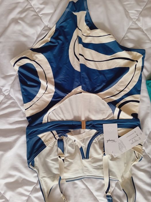 Triumph 90D/95D нови цели бански