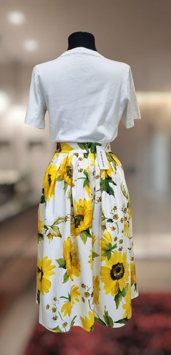 Fusta midi floarea soarelui Hallhuber