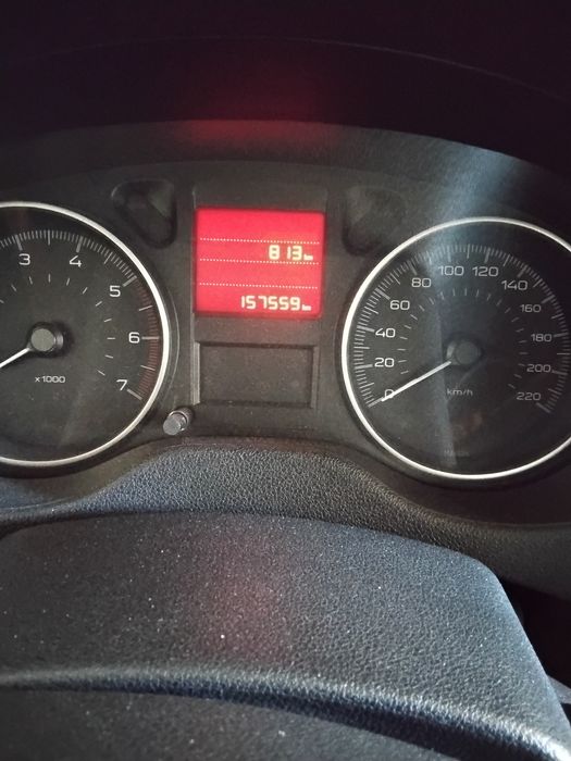 Vând Peugeot 301 benzina 1.2 cu GPL in garanție