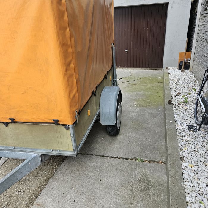 Remorca cu prelata 750kg