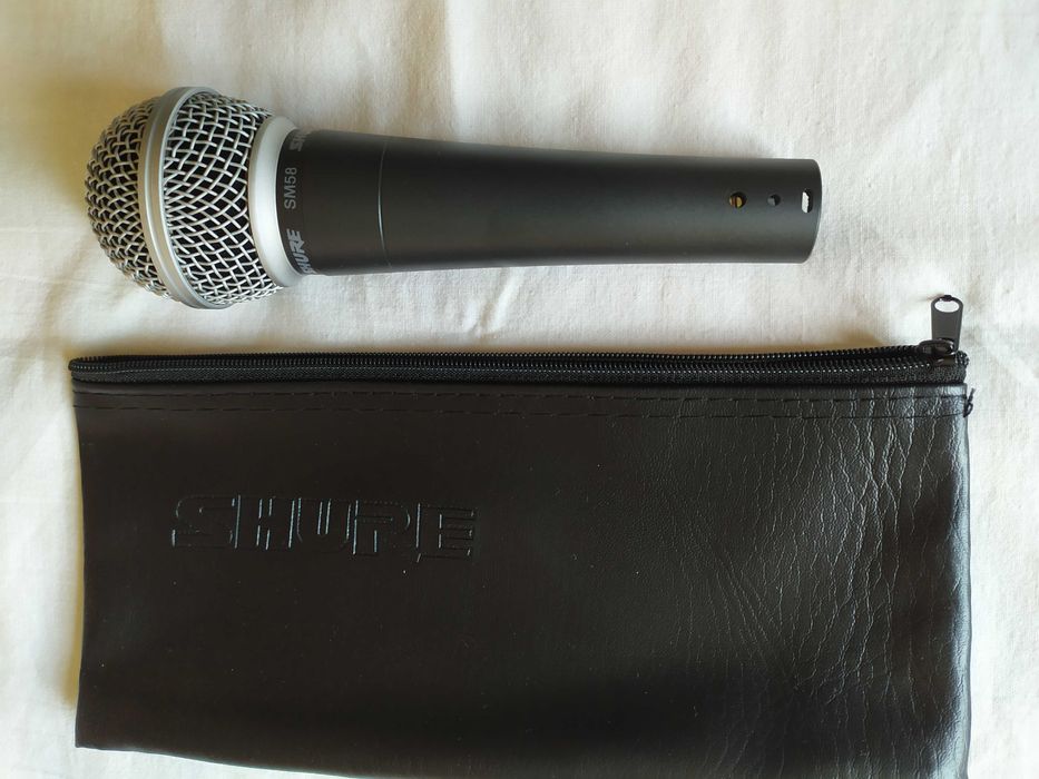 Продавам професионален микрофон "Shure SM-58"