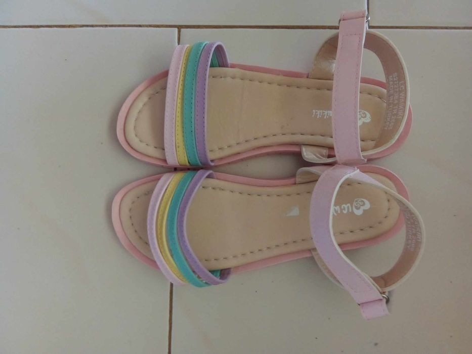 Сандали сандали.