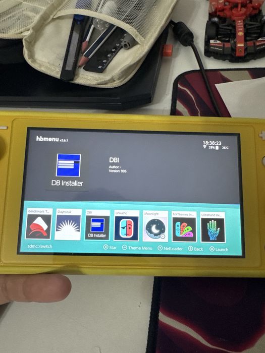 Продам nintendo switch lite прошитый