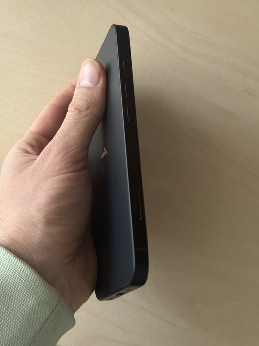 Iphone 16e 128gb 100% IMPECABIL