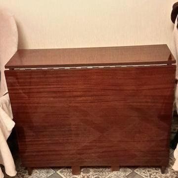 Продаётся советский раскладной стол
