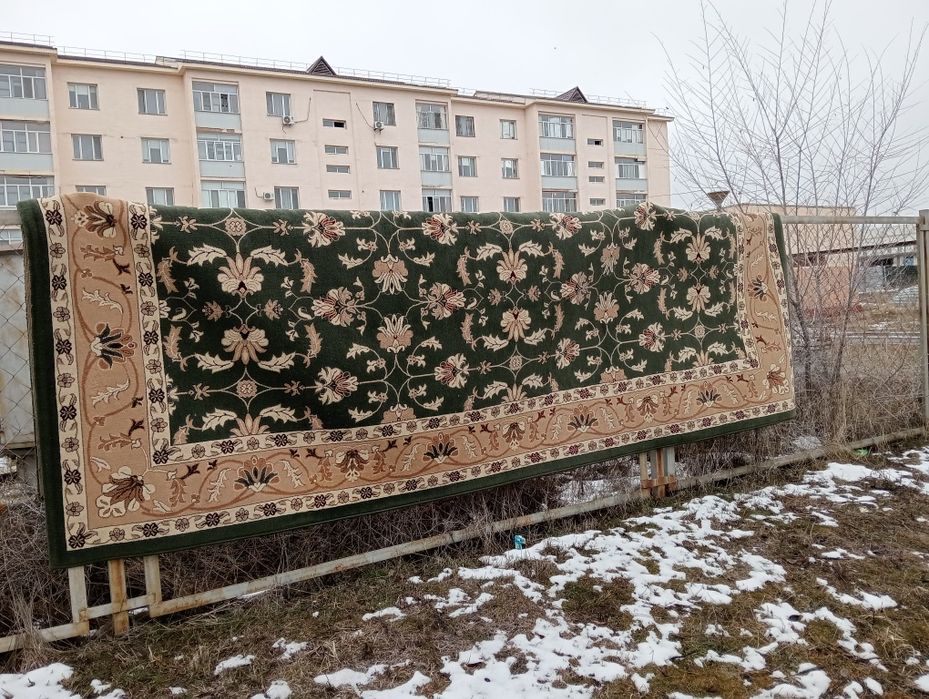 Ковёр Турецкий большой 4 на 2,5 метра.