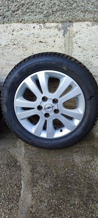 Set 4 jante aliaj Opel Astra H.  Set cauciucuri de iarnă 205/55R16