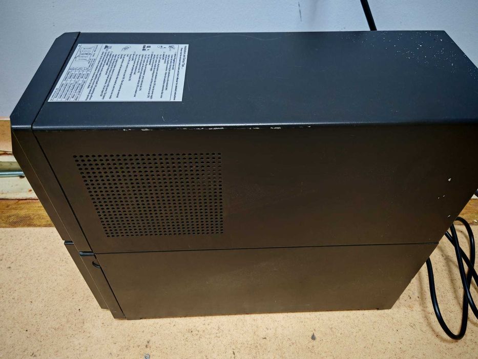 UPS APC Smart Ups 3000