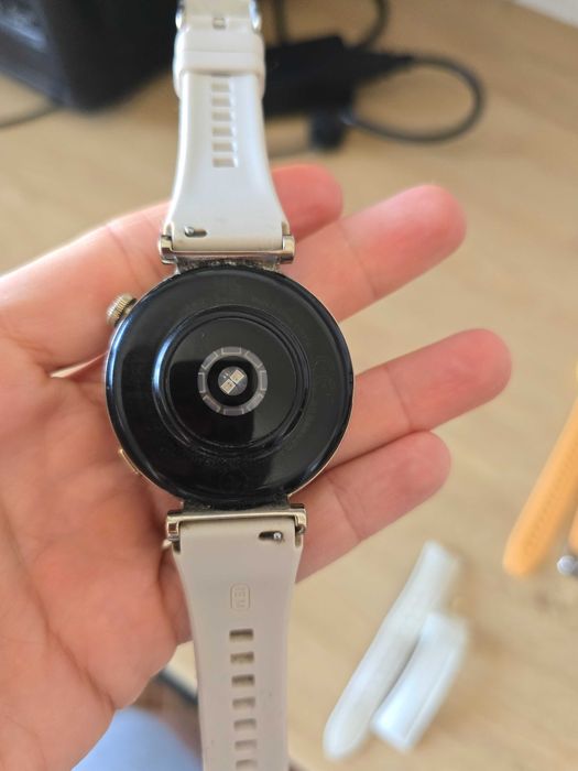 Ceas  inteligent Huawei GT4