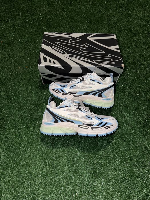 Off White Be Right Back