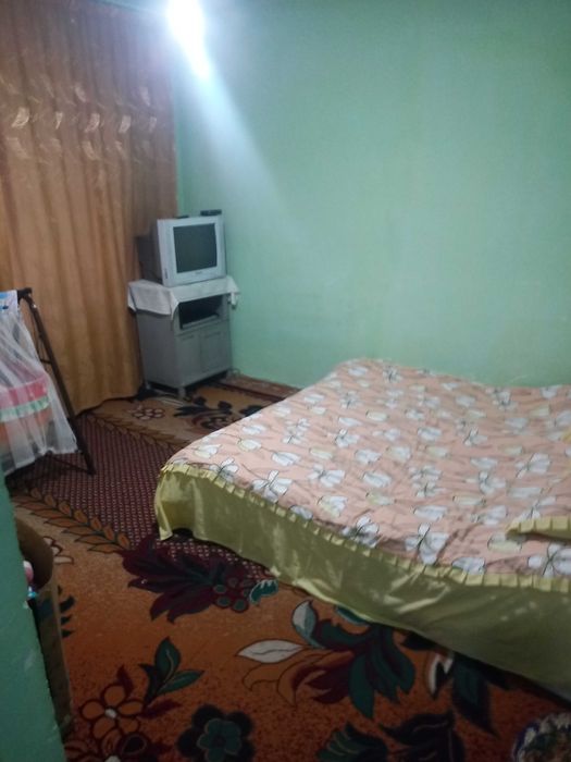 2 хонали квартира сотилади Бешарик фаезиобод 142дом