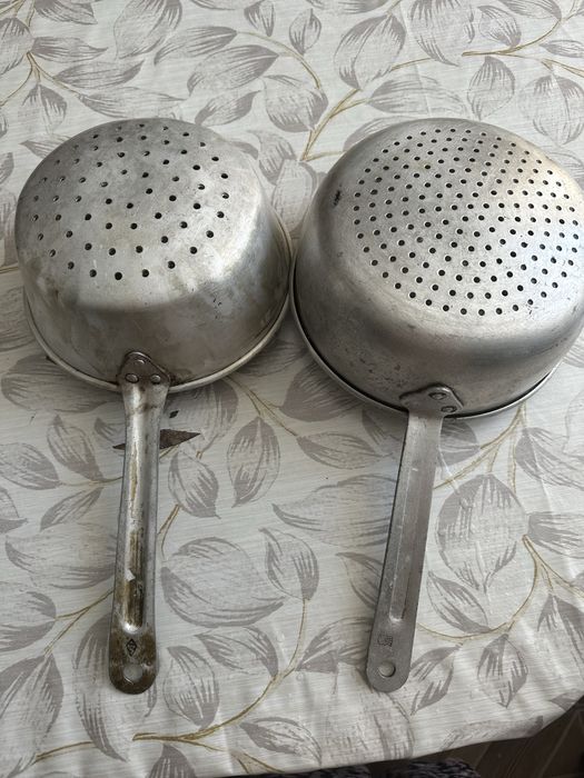 Продам дуршлаг разные