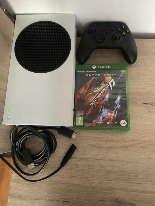Vand xbox seria s 1500 lei cu need for speed