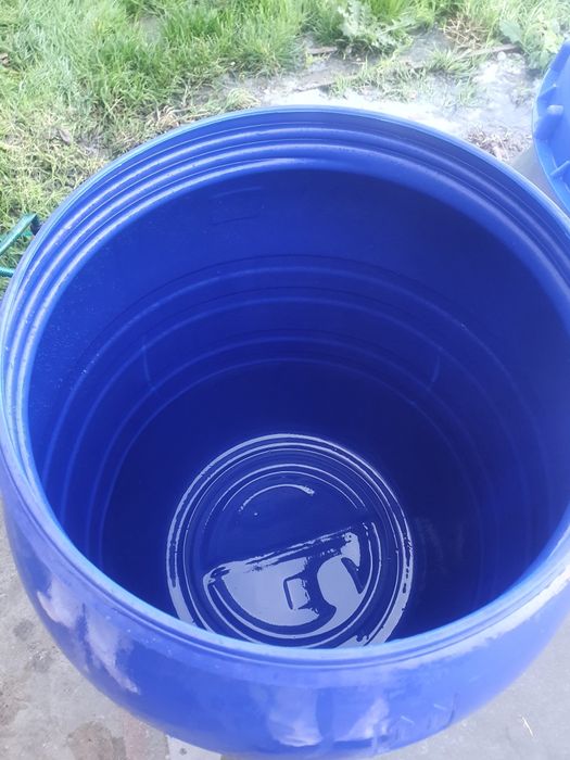 Butoi plastic diferite dimensiuni