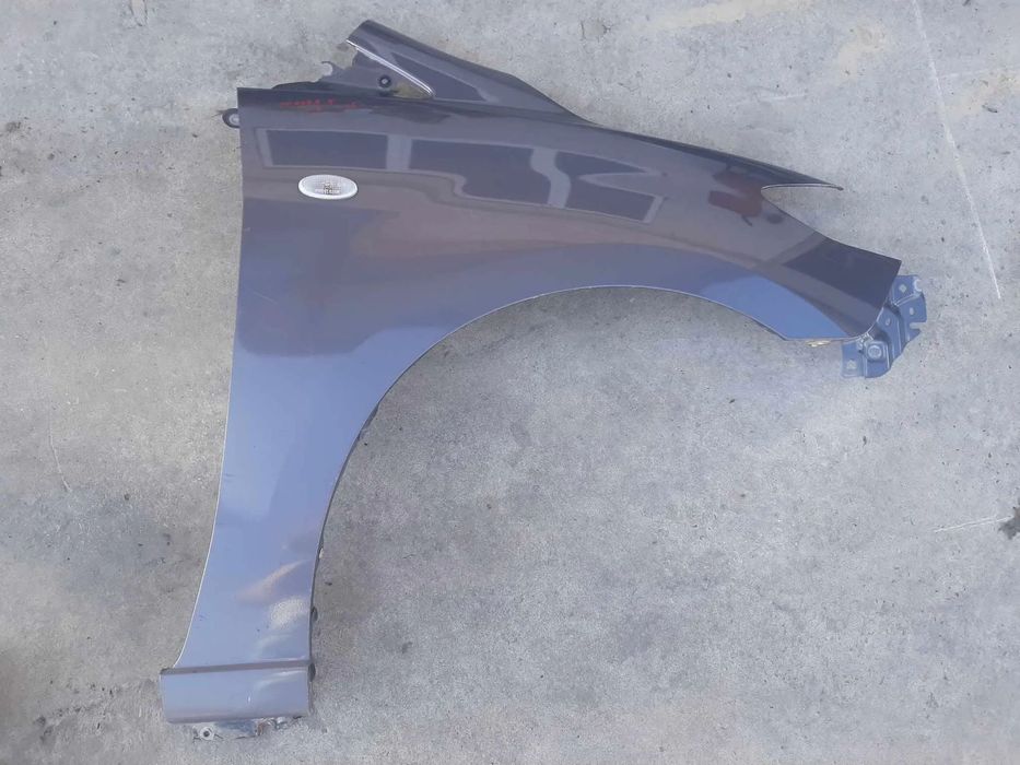 aripa dreapta fata mazda 5