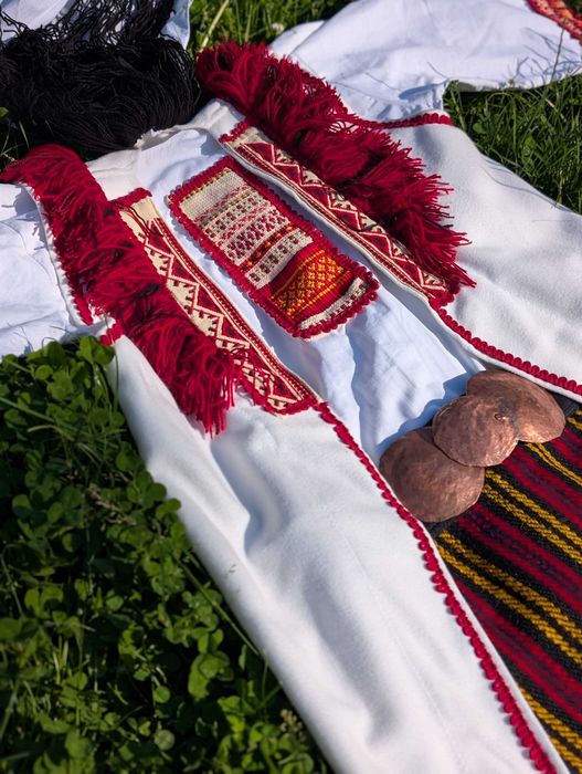 Македонска носия - 5 части