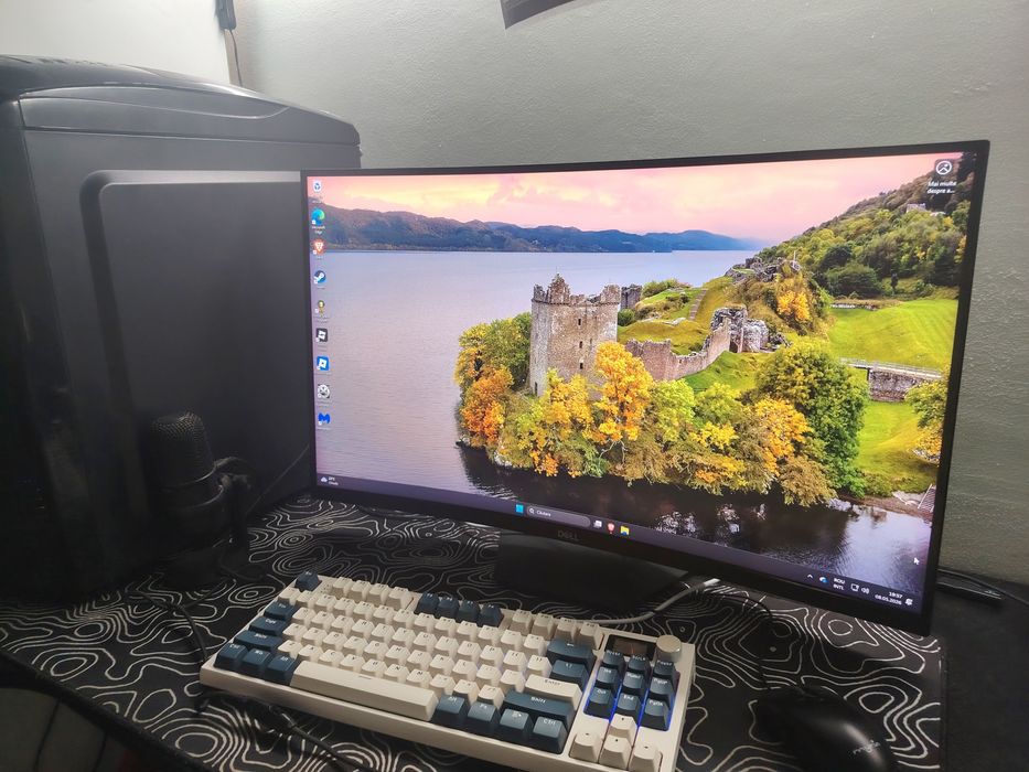 Setup gaming NEGOCIABIL (monitor+unitate+tastatura+mouse)