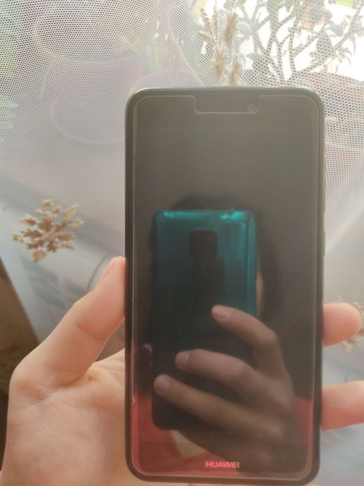 Huawei telefon sotiladi. Holati- yangi.