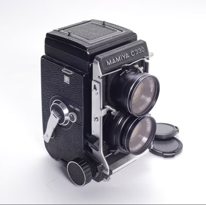 Плёночные среднеформатые фотоаппараты Mamiya.