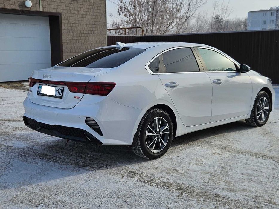 KIA CERATA 2025г 2л