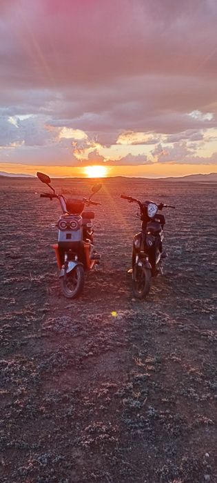 Продам электраскутер ск8