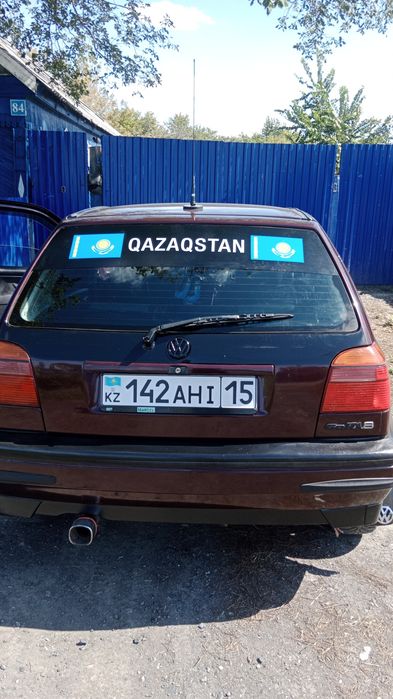 Продаеться гольф 3