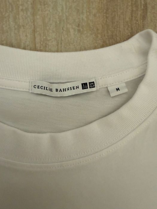 Дамска бяла тениска Uniqlo