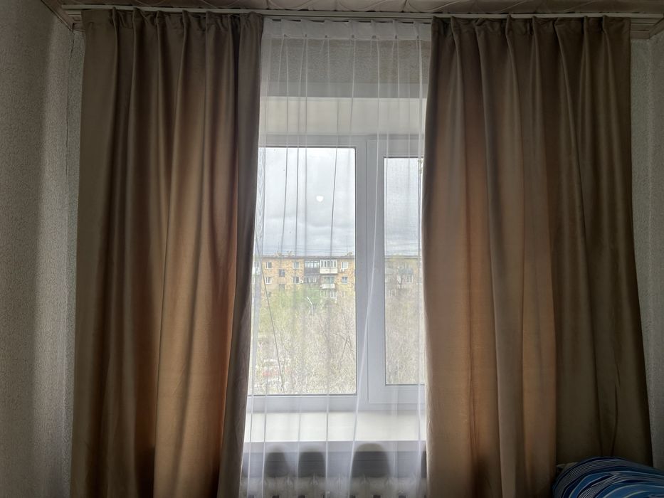 трюмо/шкафчик/столик/шторы