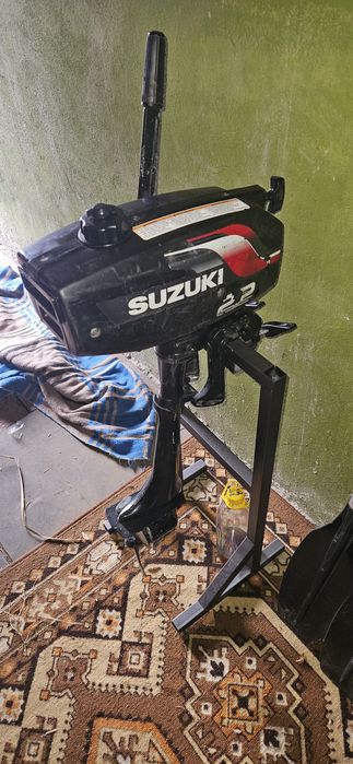 Лодочный мотор Suzuki 2.2