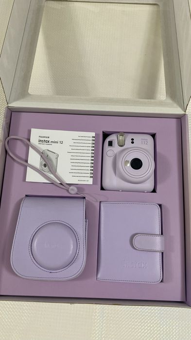 Срочно продаётся Instax Mini 12