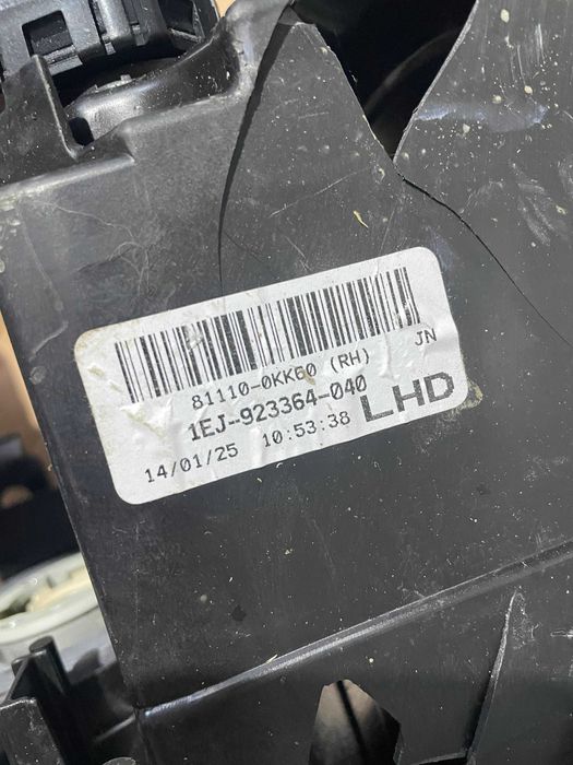 Far dreapta Toyota Hilux an 2020-2022 cod 811100KK60