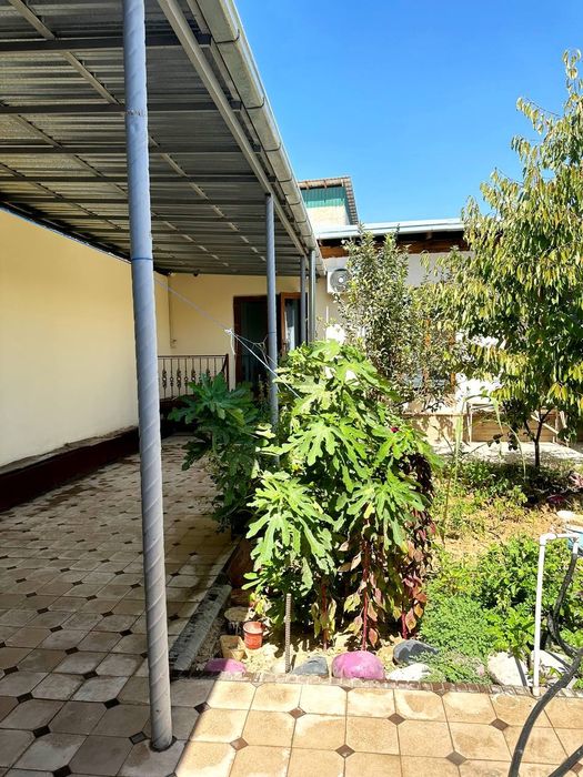 Doma v prodaje mirobod