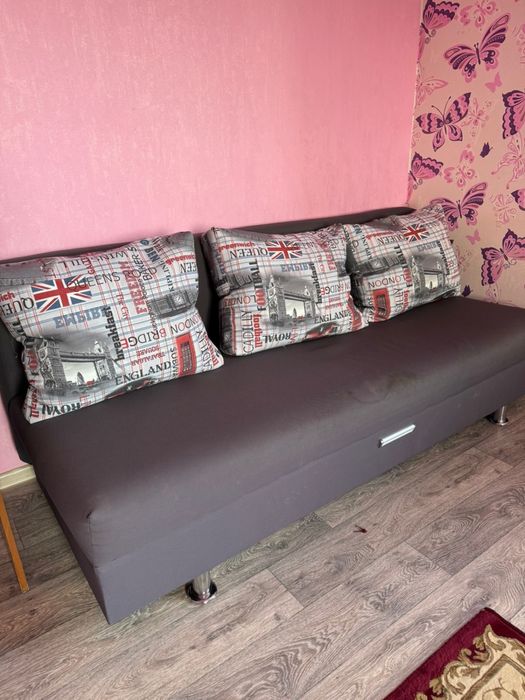 Продам тахту в отличном состоянии