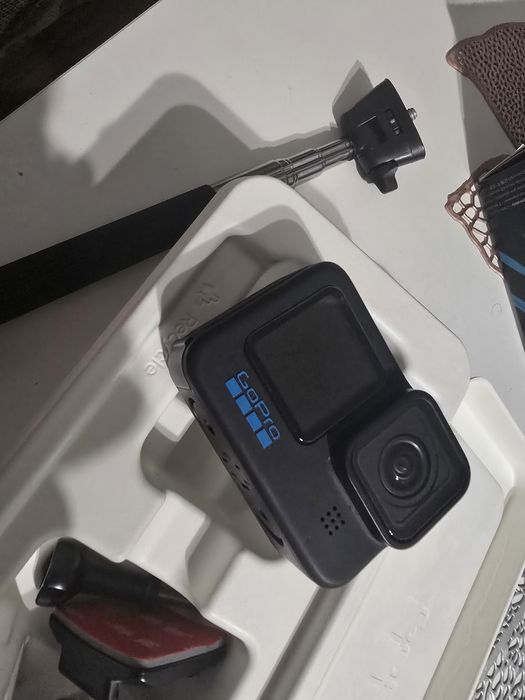 Vand Camera acțiune Go Pro Hero 10 Black in stare impecabila