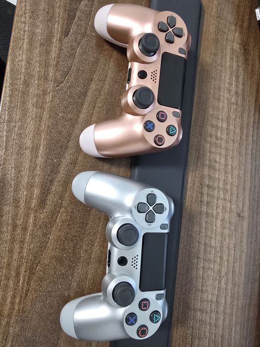 Controlere Dual Shock 4 - PC/PS4